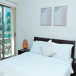 Bright & Spacious 2 Bed In The Greens, Dubai