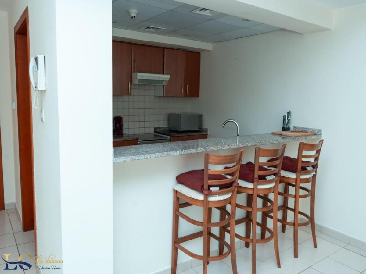 Bright & Spacious 2 Bed In The Greens, Dubai